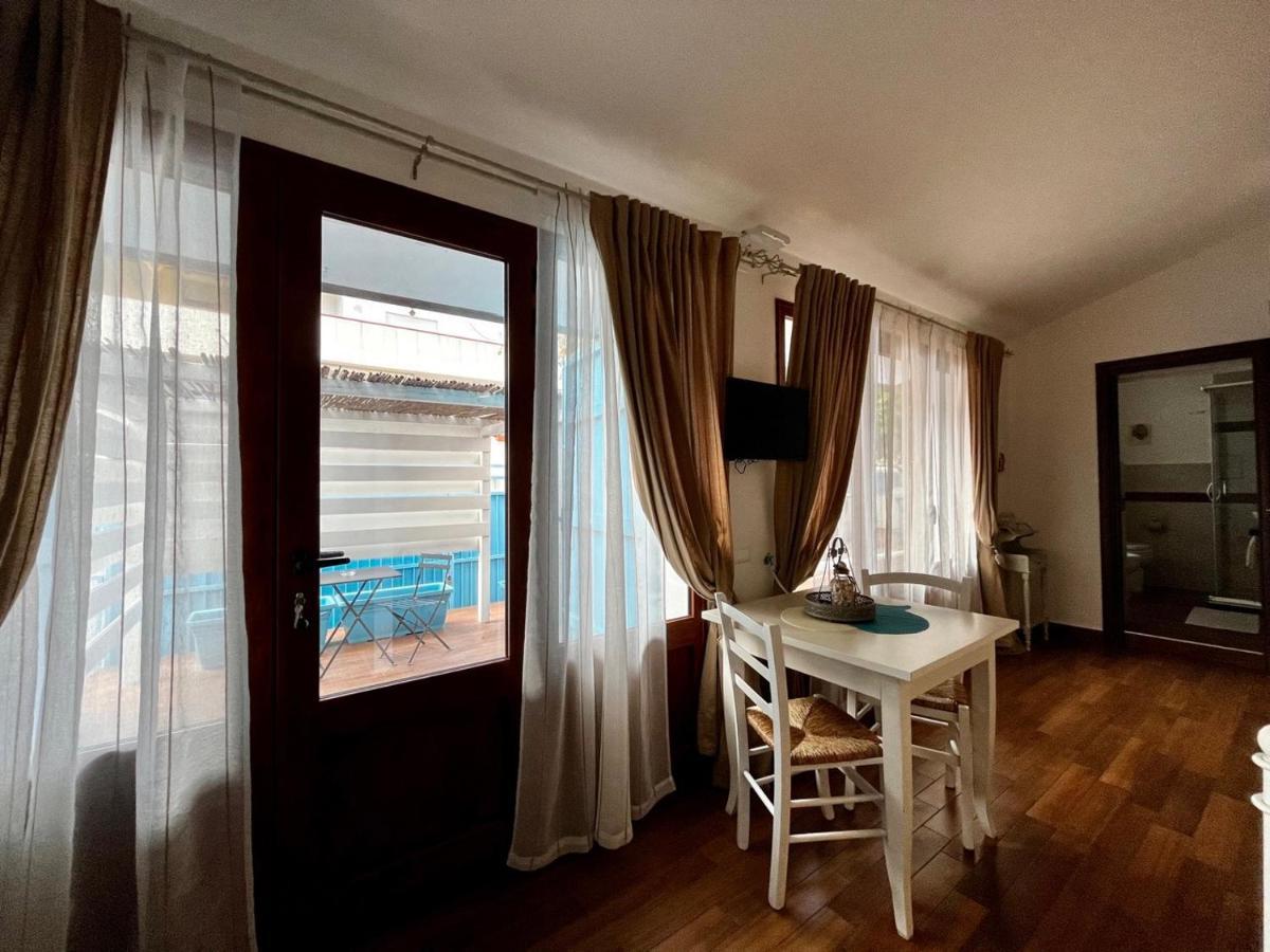 Palmasera Charming Rooms Cala Gonone Εξωτερικό φωτογραφία